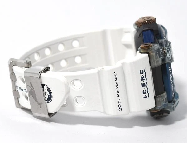 WATERPROOF SHOCKPROOF SAPPHIRE CRYSTAL SOLAR POWERED MENS .BLUE ANALOG GWF-A1000K-2AJR - Image 6